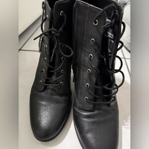 Black Lace-Up Women's Boots